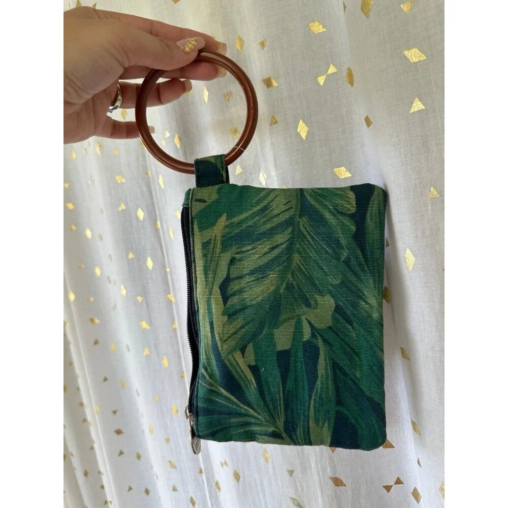 Buckhead Betties NWT 100% Cotton Tropical Leaves Ring Handle Cosmetic Bag